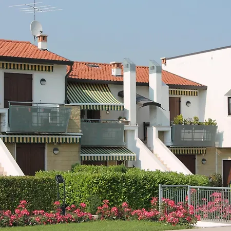 Charming With Pool Near Historic Centre *