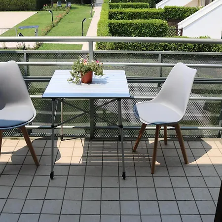 Charming With Pool Near Historic Centre Feriehus Lazise
